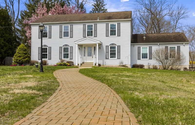 Women's Sober Living House exterior
